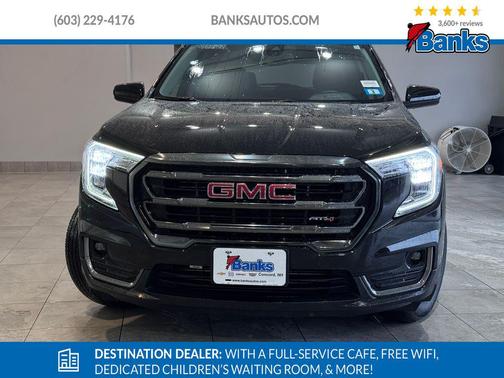 2023 GMC Terrain AWD AT4