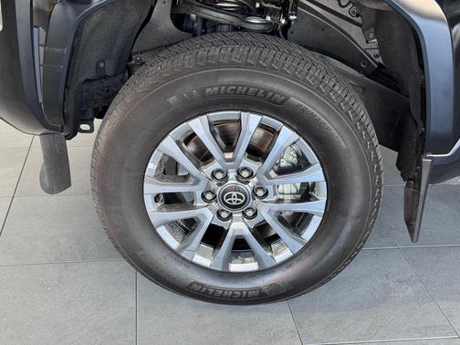 2024 Toyota Tacoma Limited