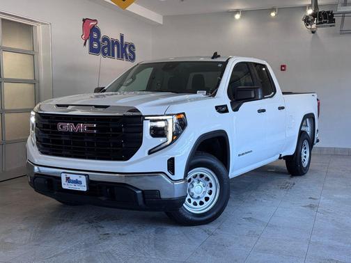 2025 GMC Sierra 1500 Pro