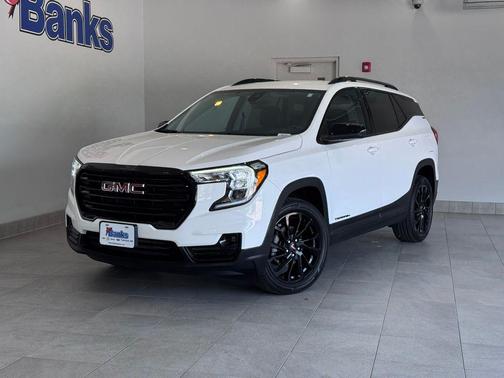 Summit White 2023 GMC Terrain SLT