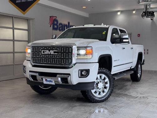 Summit White 2019 GMC Sierra 2500 Denali