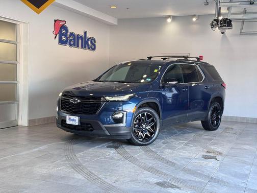 2022 Chevrolet Traverse LT Cloth