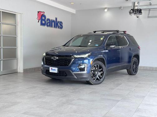 2022 Chevrolet Traverse LT Cloth