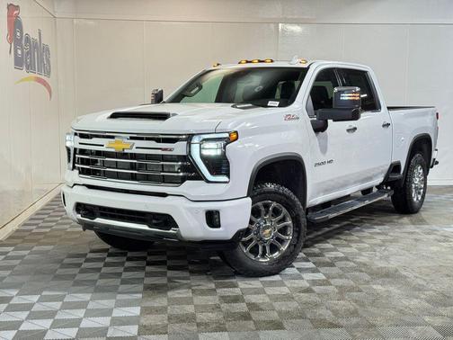 Summit White 2026 Chevrolet Silverado 2500 LTZ