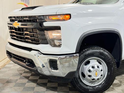 2024 Chevrolet Silverado 3500 WT