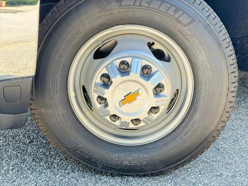 2025 Chevrolet Silverado 3500 WT