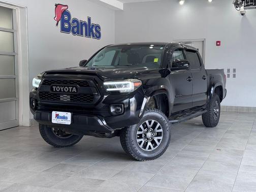 2020 Toyota Tacoma SR5