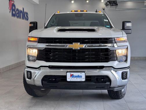 2024 Chevrolet Silverado 2500 LT