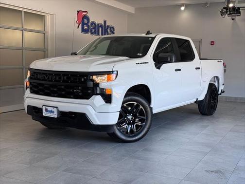 2023 Chevrolet Silverado 1500 Custom