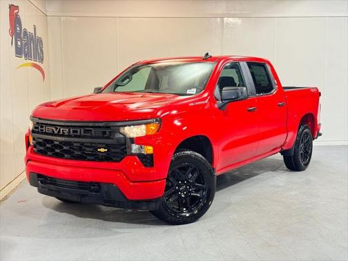 2025 Chevrolet Silverado 1500 Custom