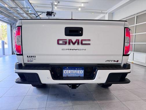 2022 GMC Canyon AT4