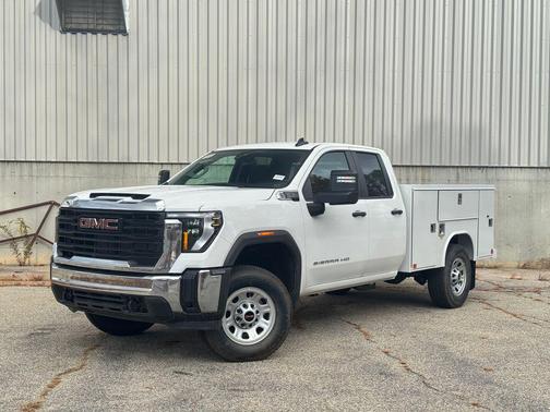 2025 GMC Sierra 3500 Base