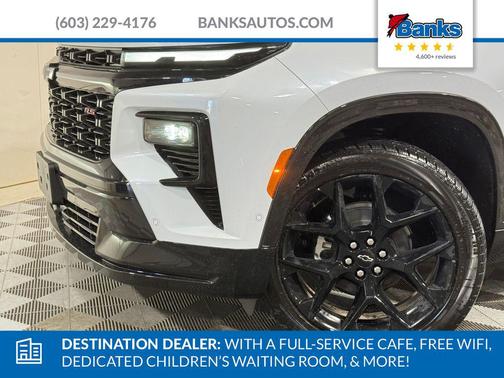 Polar White Tricoat 2026 Chevrolet Traverse RS
