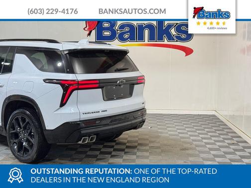 Polar White Tricoat 2026 Chevrolet Traverse RS