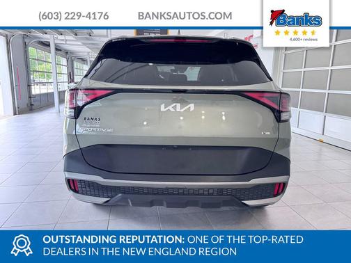 Jungle Green 2024 Kia Sportage X-Line