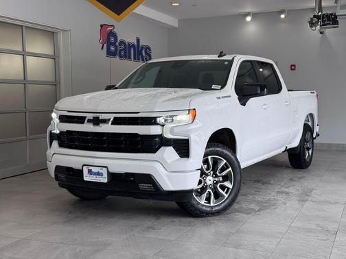 Summit White 2025 Chevrolet Silverado 1500 RST