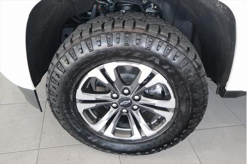 Summit White 2022 Chevrolet Colorado Z71
