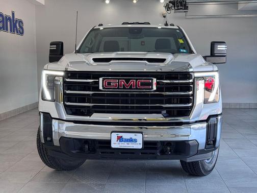 2024 GMC Sierra 2500 SLE