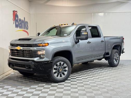 2025 Chevrolet Silverado 2500 Custom