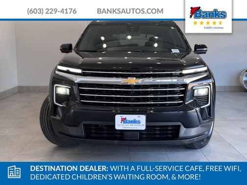 Black Metallic 2024 Chevrolet Traverse LT
