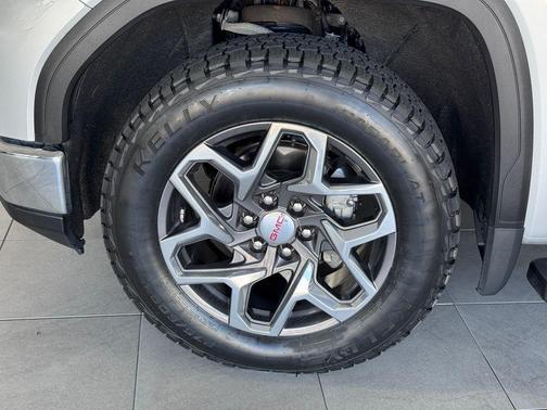 2022 GMC Sierra 1500 SLT
