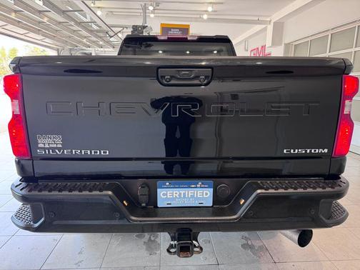 Black 2025 Chevrolet Silverado 2500 Custom