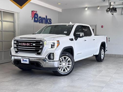 2022 GMC Sierra 1500 SLT