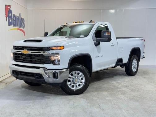 2025 Chevrolet Silverado 3500 LT