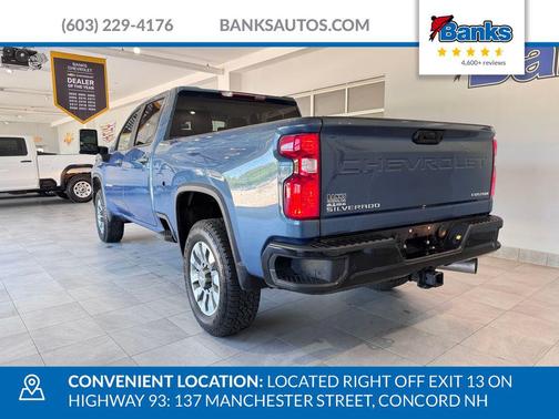 Lakeshore Blue Metallic 2024 Chevrolet Silverado 2500 Custom