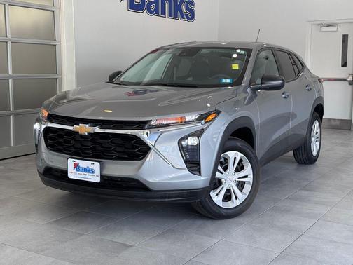 2025 Chevrolet Trax LS