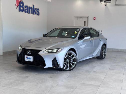 2022 Lexus IS 350 Base