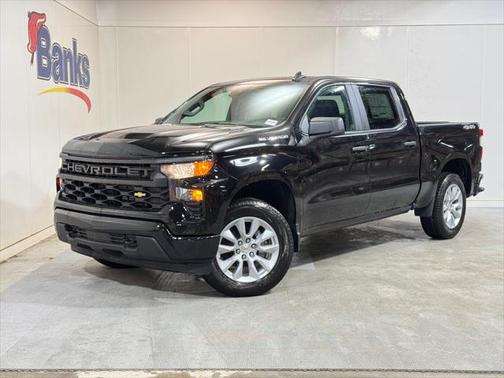 2025 Chevrolet Silverado 1500 Custom