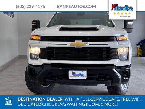 Summit White 2025 Chevrolet Silverado 2500 Custom