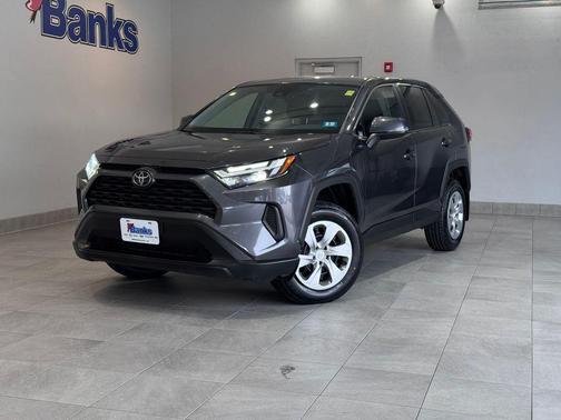2023 Toyota RAV4 LE