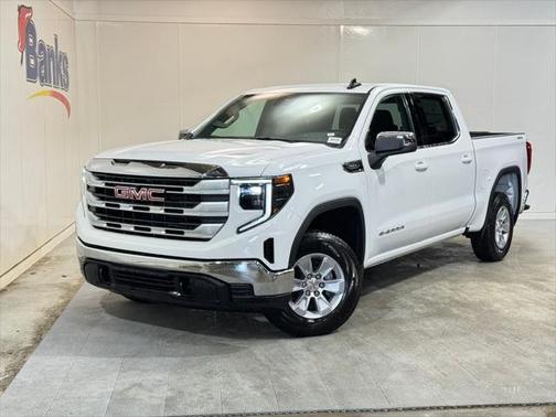 2025 GMC Sierra 1500 SLE