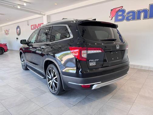 2022 Honda Pilot AWD Elite