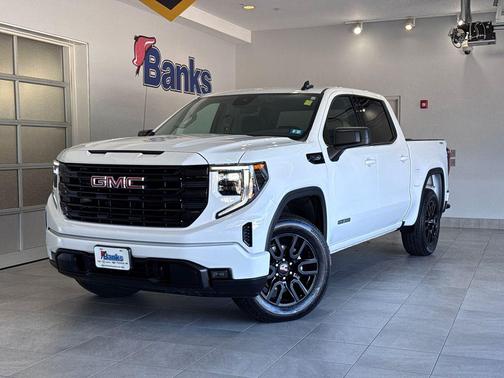 2025 GMC Sierra 1500 Elevation