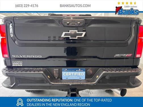 2024 Chevrolet Silverado 2500 4WD Crew Cab Standard Bed ZR2
