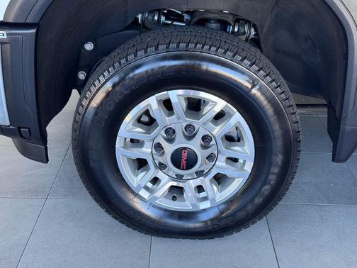 2024 GMC Sierra 2500 SLE