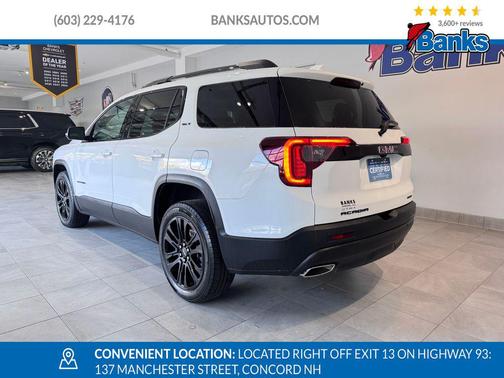 2023 GMC Acadia AWD SLT
