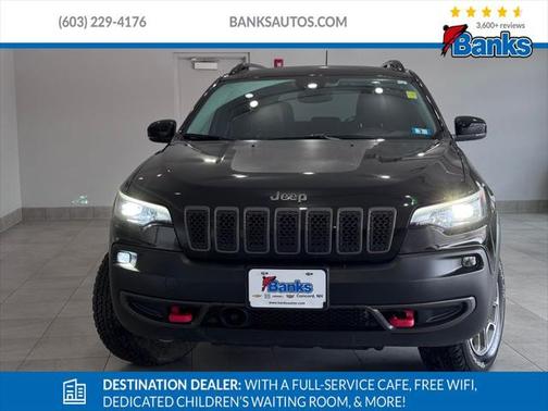 2022 Jeep Cherokee Trailhawk