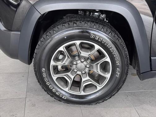 2022 Jeep Cherokee Trailhawk