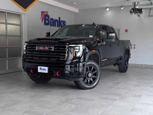 Onyx Black 2025 GMC Sierra 2500 AT4