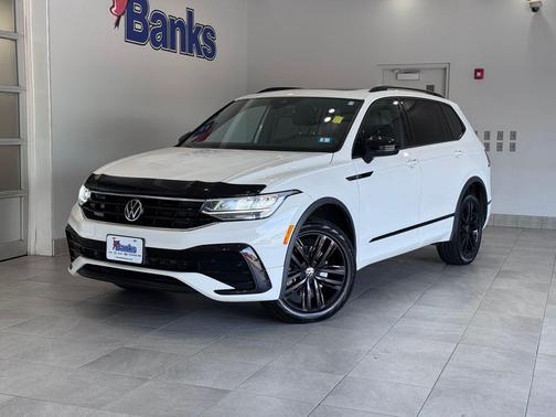 2022 Volkswagen Tiguan 2.0T SE R-Line Black 4MOTION