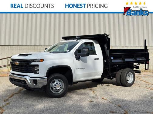 2025 Chevrolet Silverado 3500 WT