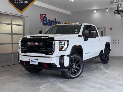 2024 GMC Sierra 2500 AT4