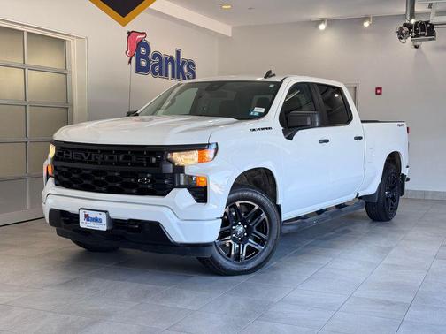 2023 Chevrolet Silverado 1500 Custom