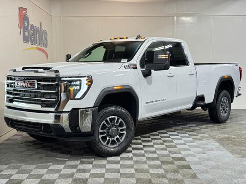 Summit White 2026 GMC Sierra 2500 SLE