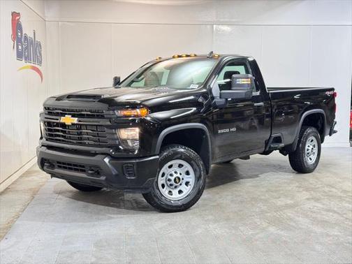 2025 Chevrolet Silverado 3500 WT