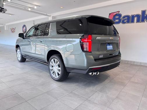 2023 Chevrolet Suburban 4WD High Country